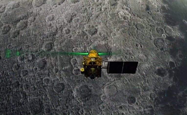 Indija na Mjesecu pronašla izgubljeni lander Vikram, pokušat će obnoviti kontakt